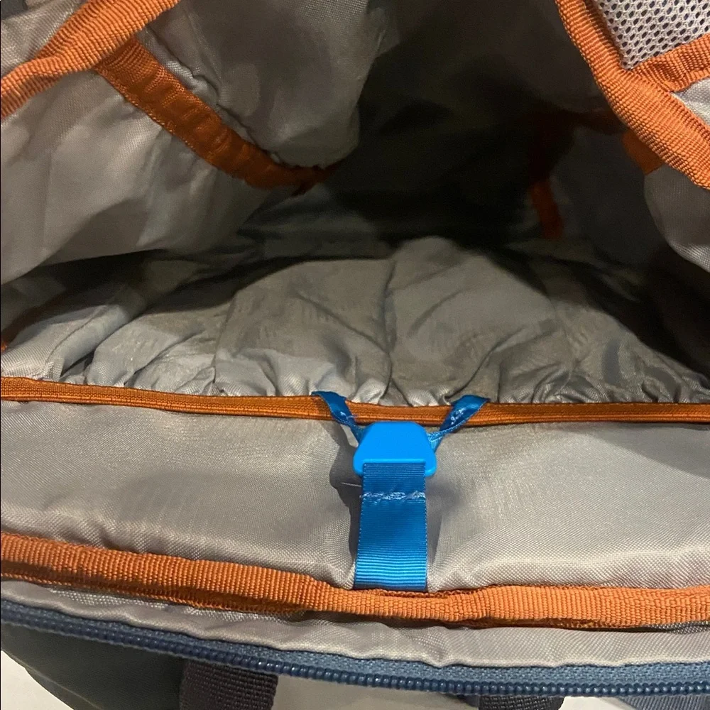 Like New REI 18L Ruck Pack Hiking/Travel/Laptop/Carry-On Backpack